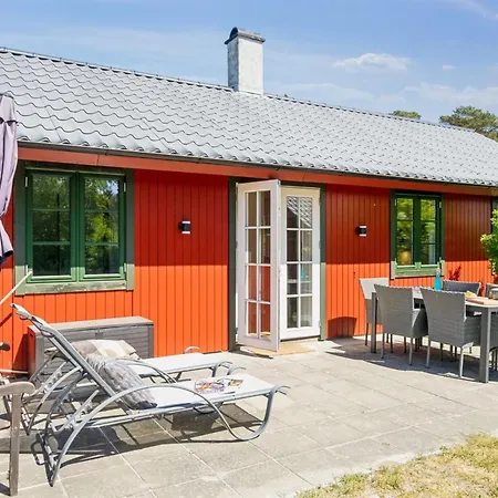 Gubbe - 300m From The Sea By Interhome Neksø