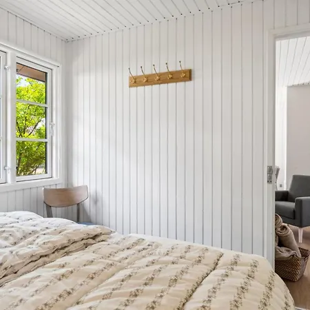 Σπίτι διακοπών Gubbe - 300m From The Sea By Interhome *